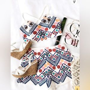 Lulu’s Embroidered 2-piece set